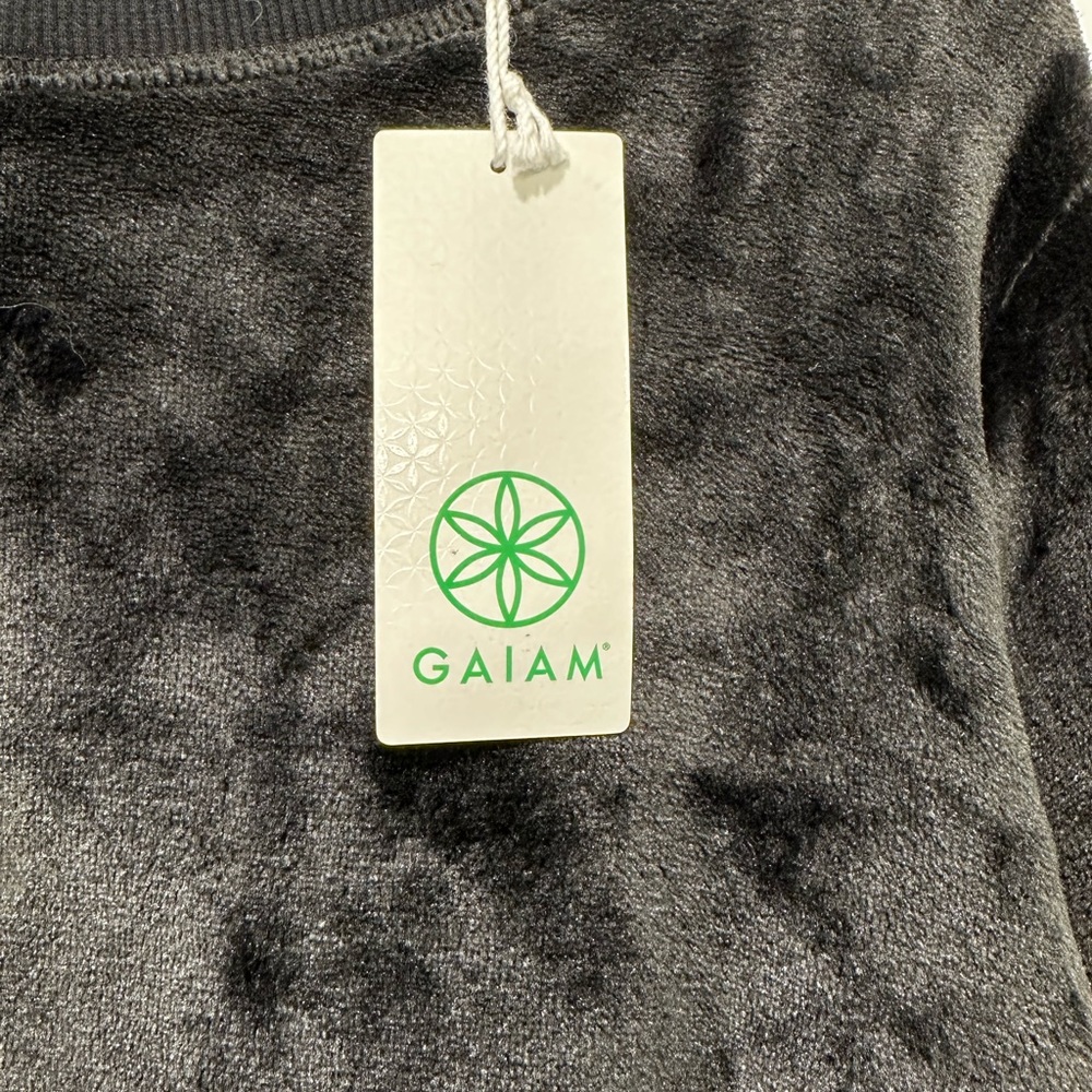 Women's Gaiam Lux Faux-Fur Pullover